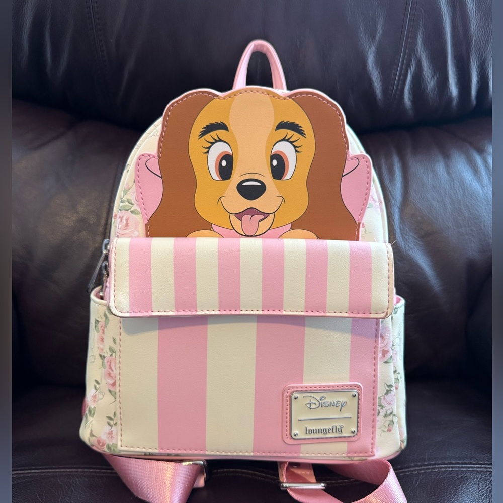 Disney Loungefly Lamp Tramp Hat Box Present Mini Backpack RARE HTF NWT